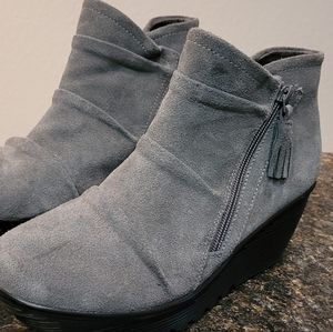 Skechers Womens Parallel Triple Threat 48733 Gray Suede Zip Wedge Heel Booties 9
